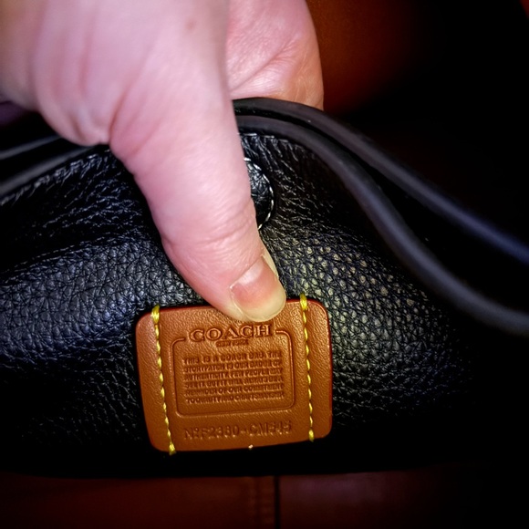 Coach Black Lana Leather Handbag - Picture 4 of 6